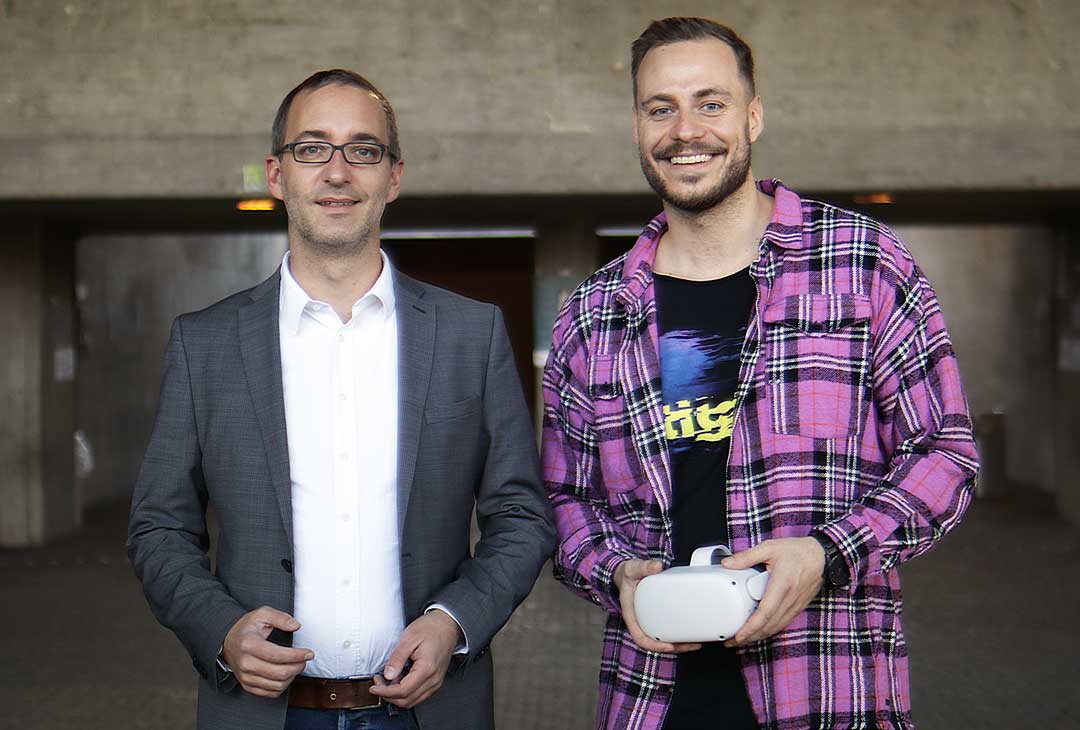 Prof. Dr. Niels Henze (li.) und Martin Kocur (Foto: © Niels Henze/UR)