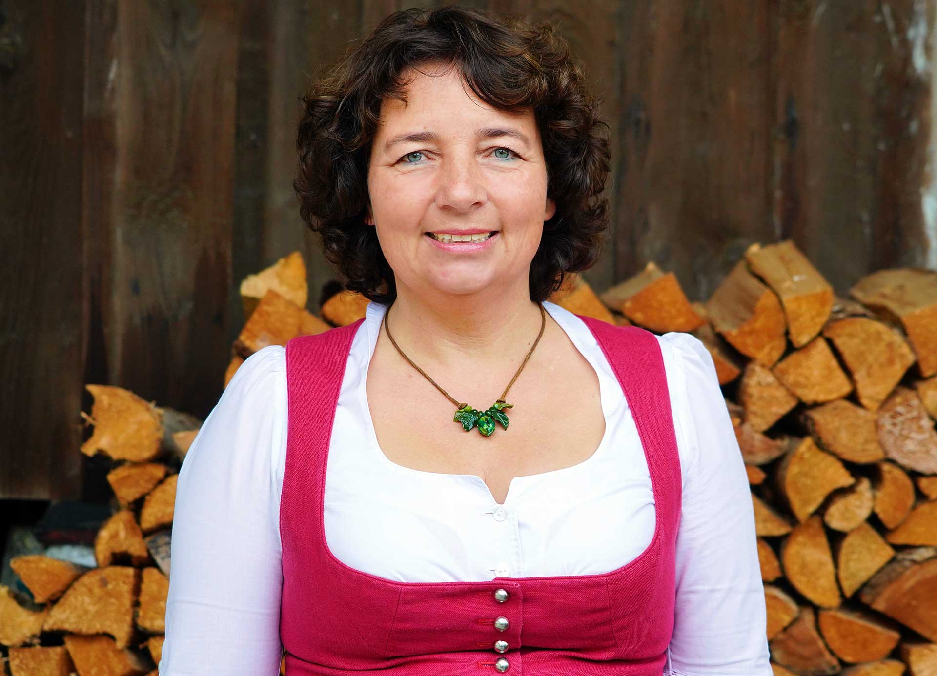 SPD-Landtagsabgeordnete Ruth Müller mahnt im Bayerischen Landtag ein Konzept für die Saisonarbeitskräfte in der Landwirtschaft an (Foto: SPD-Niederbayern)