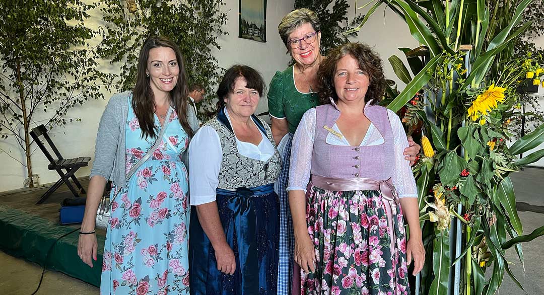 v.l.: Nicole Bauer, MdB, Angelika Wimmer, Bezirksrätin Hannelore Langwieser, Ruth Müller, MdL (Foto: Alexandra Beischl)