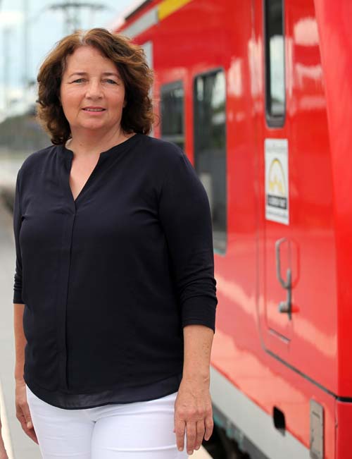 SPD-Landtagsabgeordnete Ruth Müller setzt sich für eine bessere Zuganbindung der Region Landshut ein (Foto: SPD-Niederbayern)