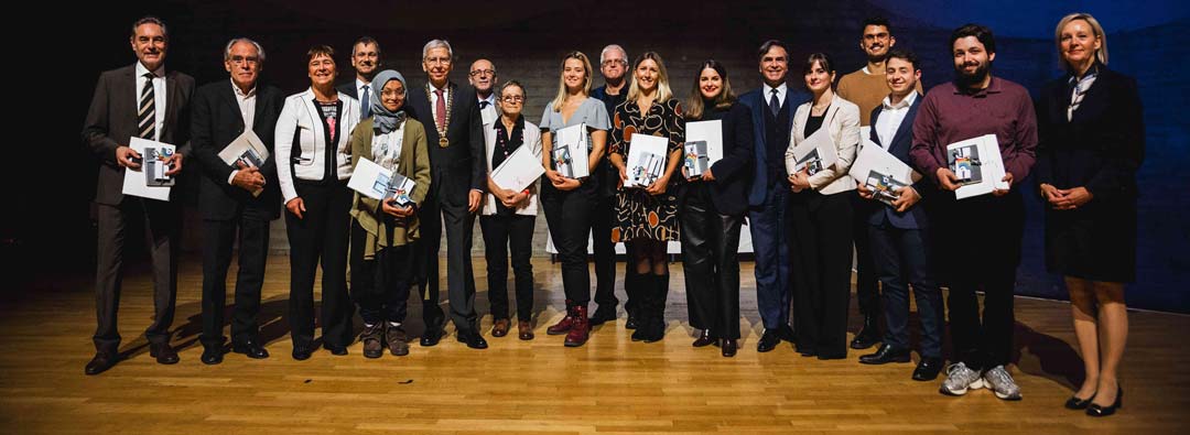 Die Preisträger des Dies academicus. (Foto: © Dragan/Universität Regensburg)