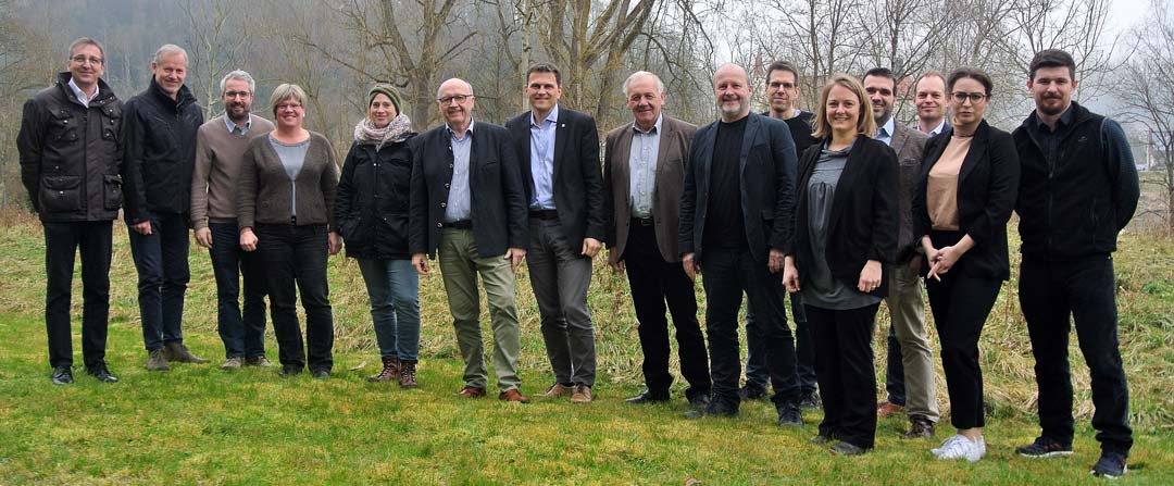 Die Mitgliedsvertreter haben die Beiratssitzung der ARGE Kreisentwicklung Landkreis Kelheim (KEK) in dieser Woche genutzt, um ihre Schwerpunkte für das Jahr 2023 zu präsentieren. (Foto: Sonja Endl/Landratsamt Kelheim)