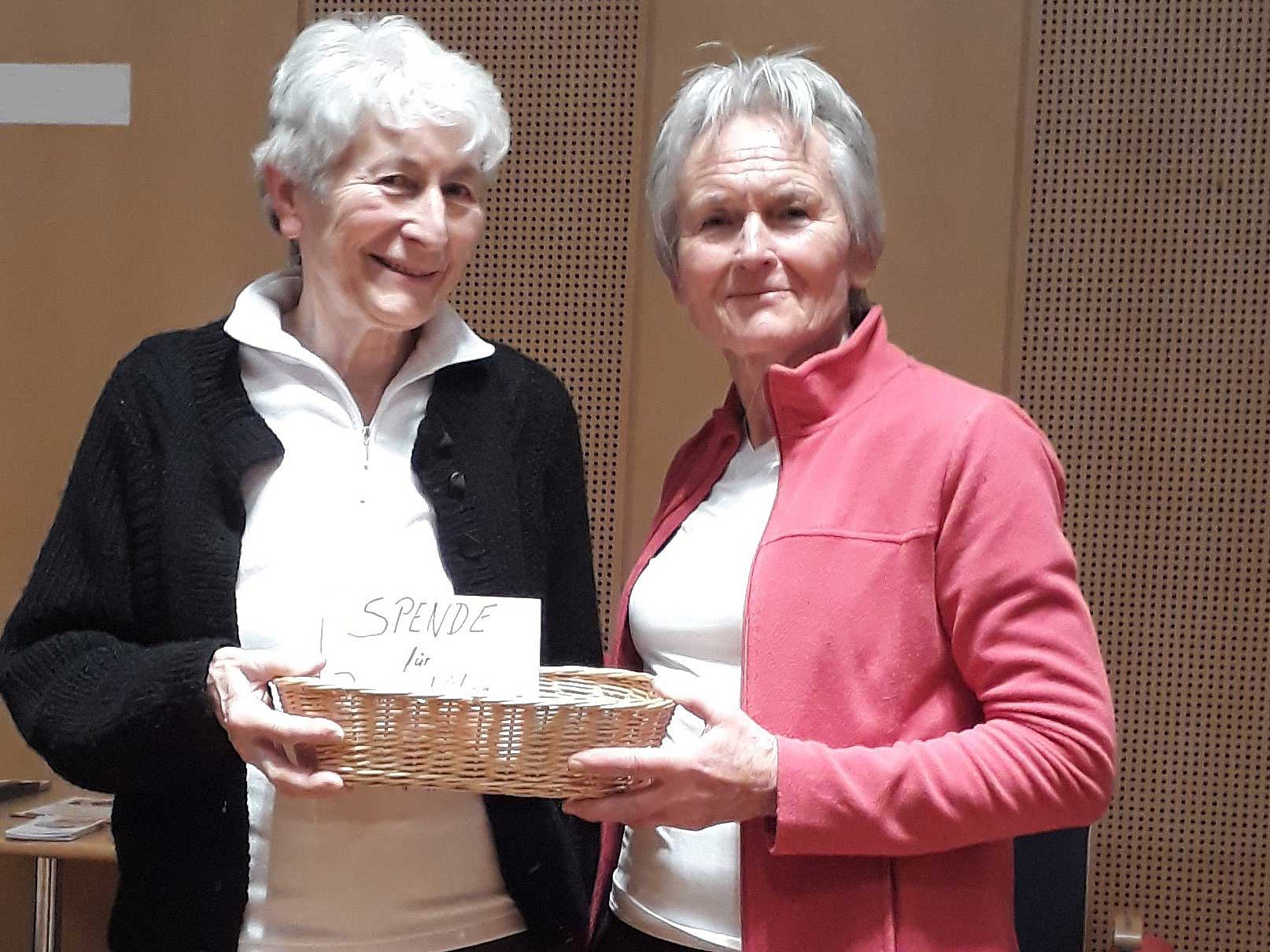 v.li.: Dr. Gudrun Weida, Gisela Donauer (Foto: Ingeborg Halter)