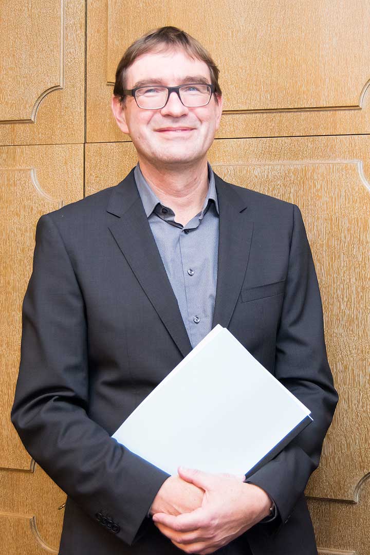 Der neue Museumsleiter Dr. Volker Herrmann (Foto: Manuela Lang / Bezirk Niederbayern)