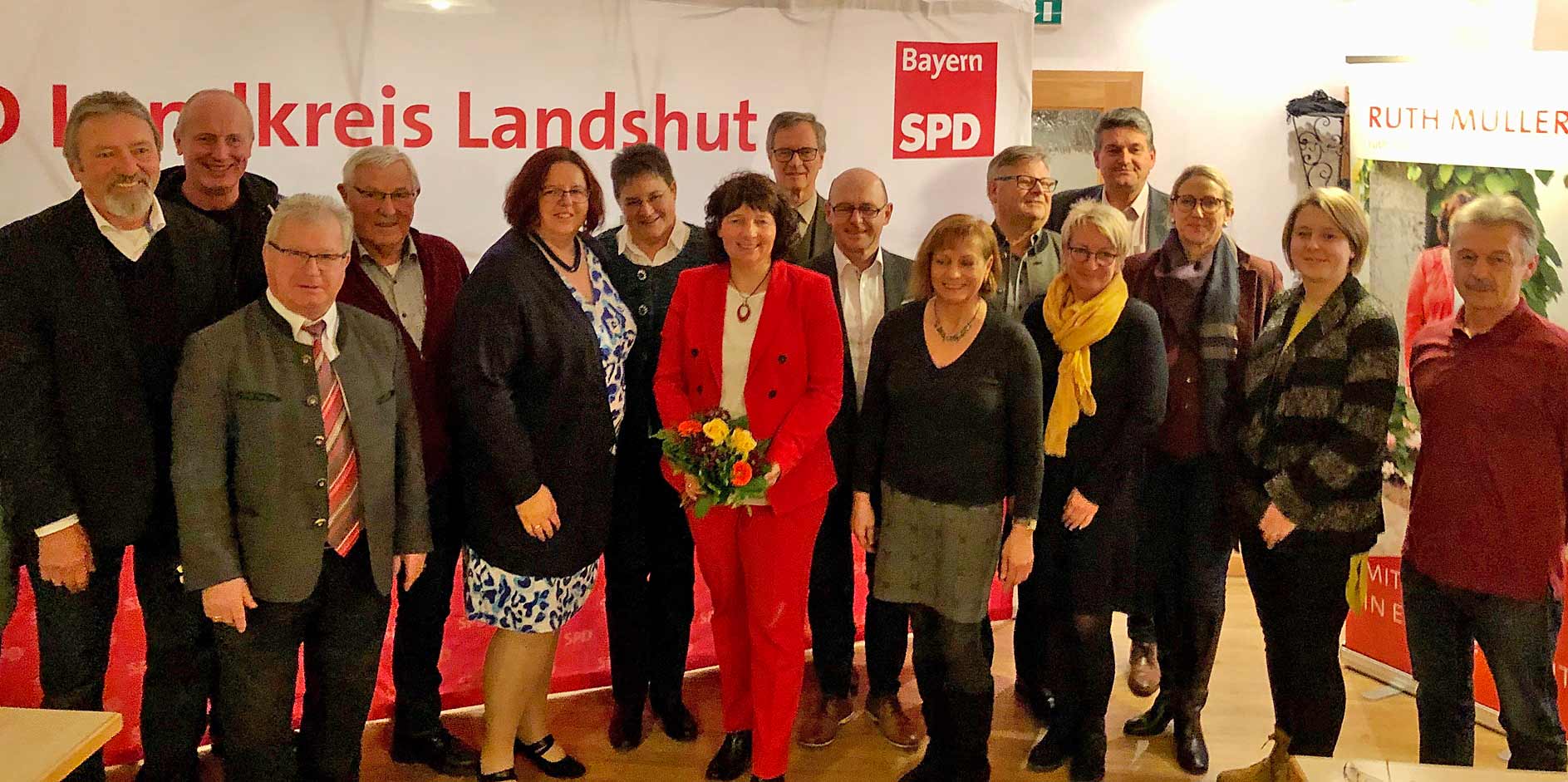 Die SPD-Kreistagsfraktion des Kreistages vom Landkreis Landshut (Foto: SPD-Niederbayern)