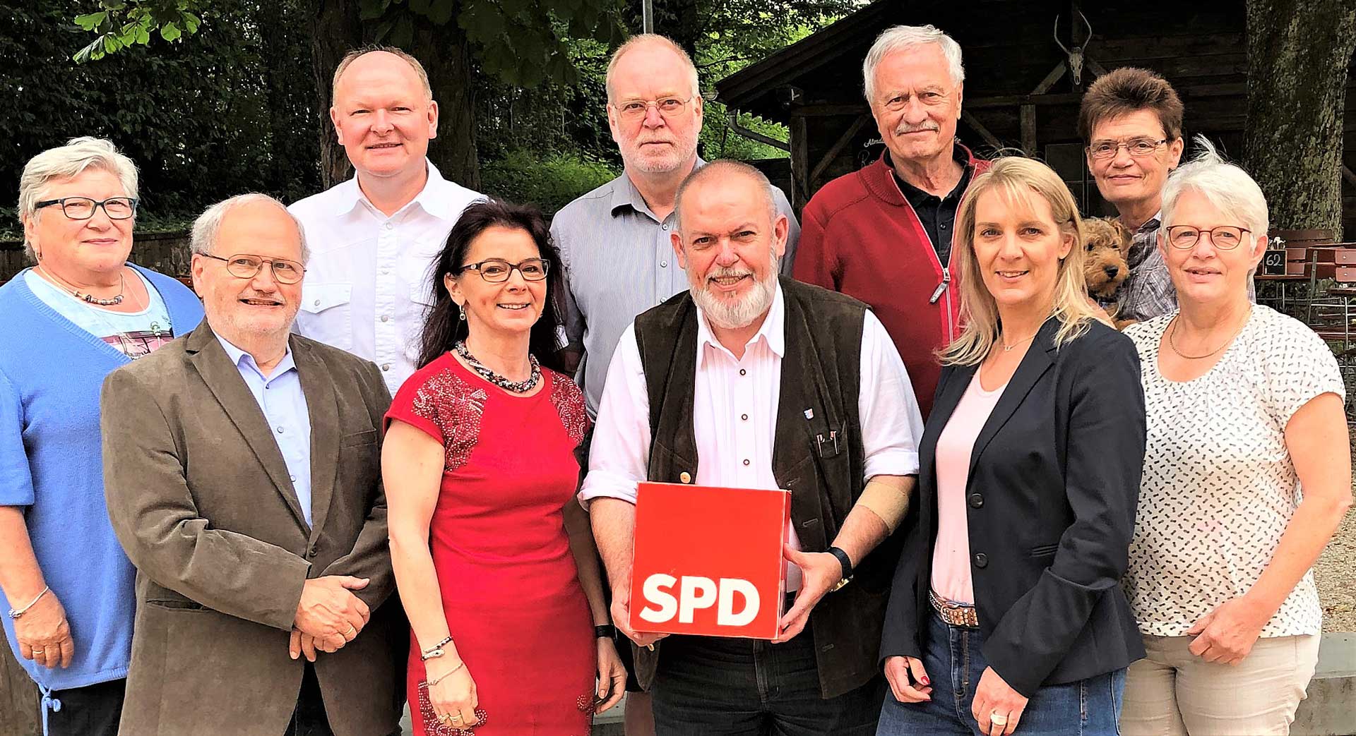 Der Bezirksvorstand der Arbeitsgemeinschaft Sozialdemokrat*innen im Gesundheitswesen  (Foto: vom 08.06.2019 SPD-Niederbayern)