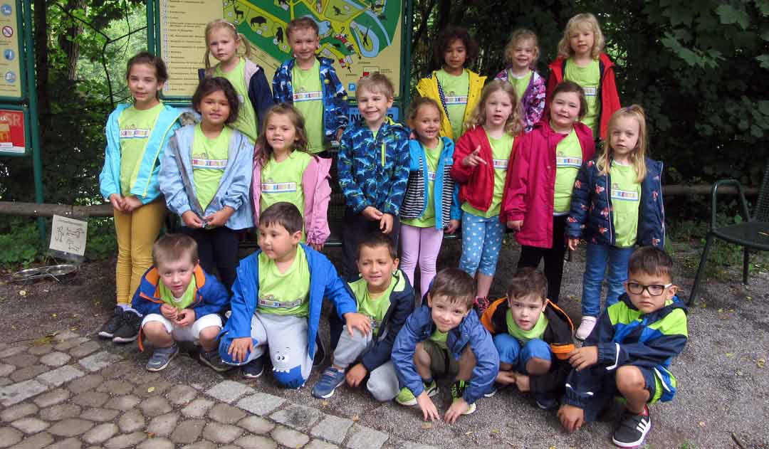Der Besuch des Tiergarten Straubing war ein besonderes Erlebnis für die Kinder des Städtischen Kindergarten "Schneckenheim" (Foto: Rosalinde Lindner)