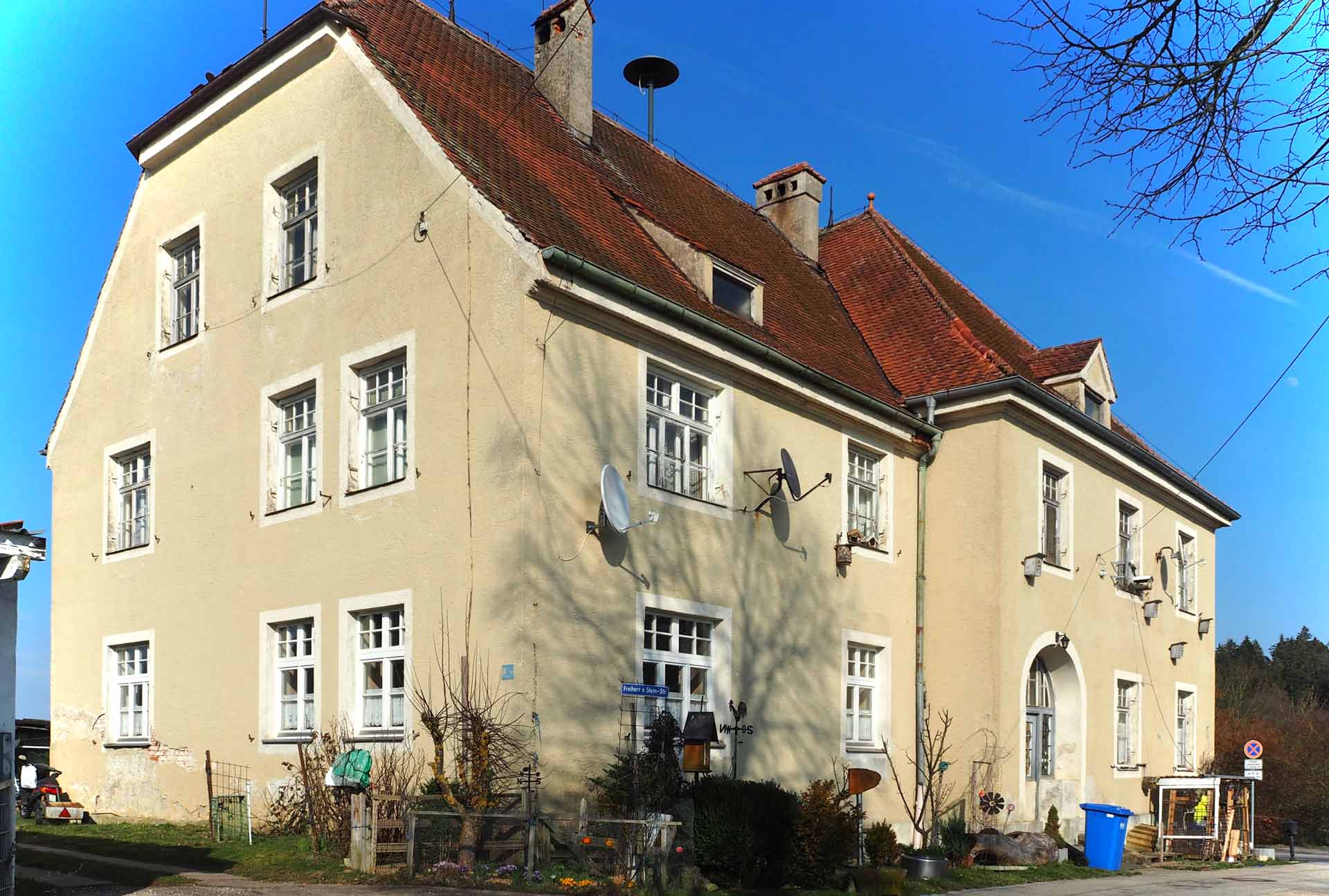 Altes Schulhaus Dünzling (Foto: br-medienagentur)