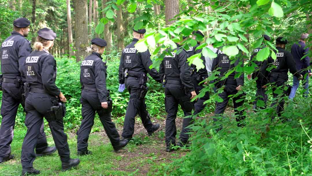 Zusätzliche Einsatzkräfte werden für die verstärkten Ermittlungen herangezogen (Foto: Polizeipräsidium Niederbayern)