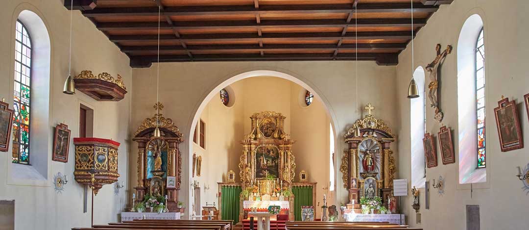 Stille Einkehr. Die Kirche St. Sebastian in Eining lädt zu einem Besuch ein. (Foto: TI Bad Gögging | Foto Mayer)