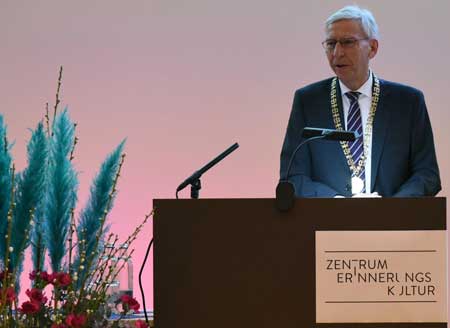 Prof. Dr. Udo Hebel, Präsident der Universität Regensburg. (Foto: © Universität Regensburg/Julia Dragan)
