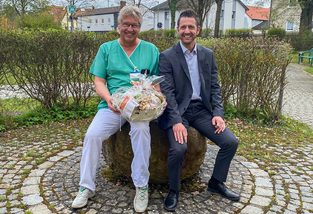Dr. Thomas Pausch mit Geschäftsführer Christian Degen (Foto: Christoph Seika / ITK)