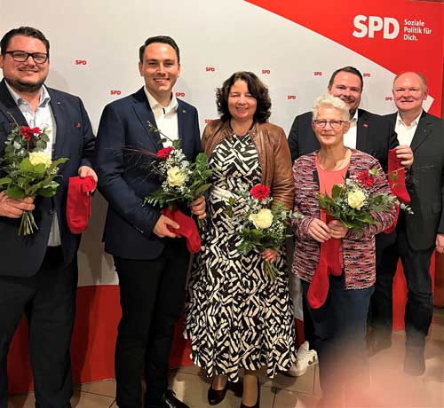 v.l.: Benjamin Lettl, Fabian Gruber, Ruth Müller - MdL-, Monika Rampmeier, Severin Eder sowie Bernd Vilsmeier (Foto: SPD-Niederbayern)