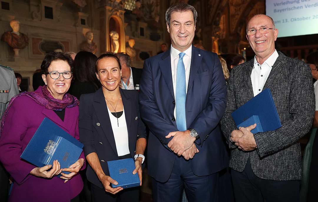 v.l.: Gudrun Brendel-Fischer,  Anne Haug, Dr. Markus Söder, Peter Zilles. (Foto: Bayerische Staatskanzlei/Sammy Minkoff)