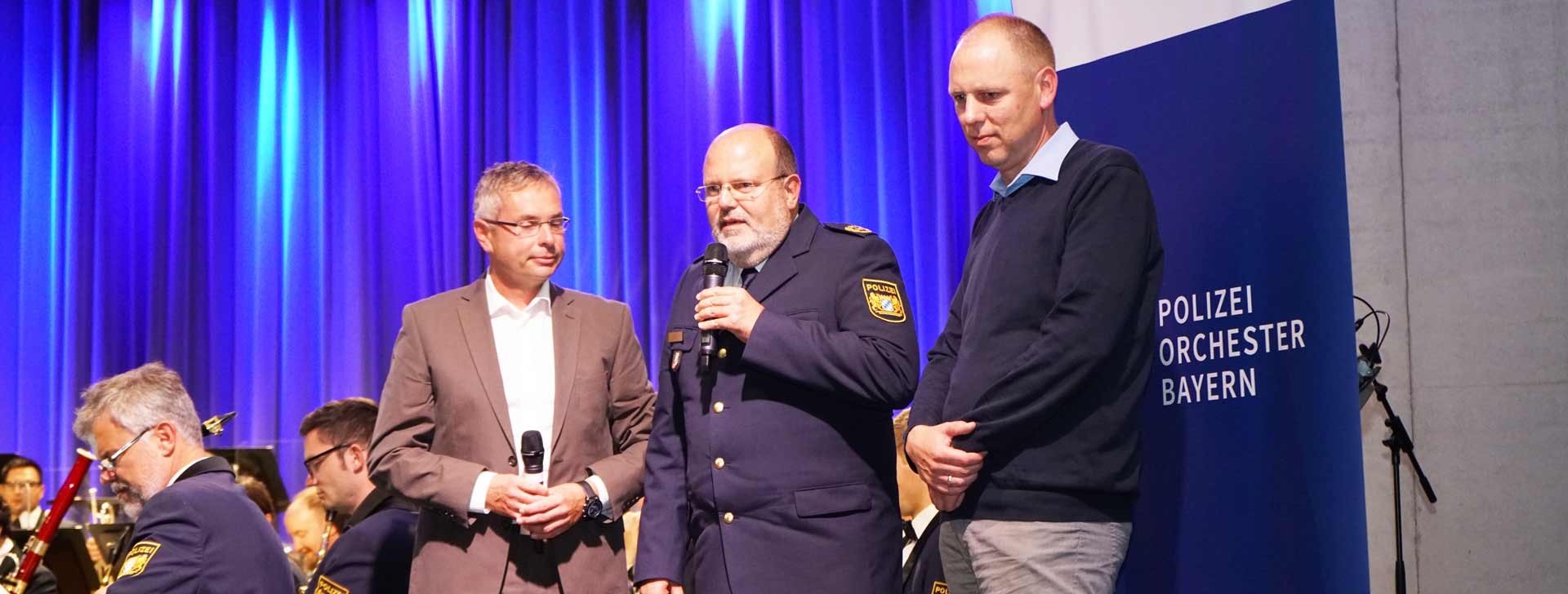 Polizeipräsident Norbert Zink und Bürgermeister Christian Hauner freuten sich über den großen Erfolg (Foto: Weingärtner)