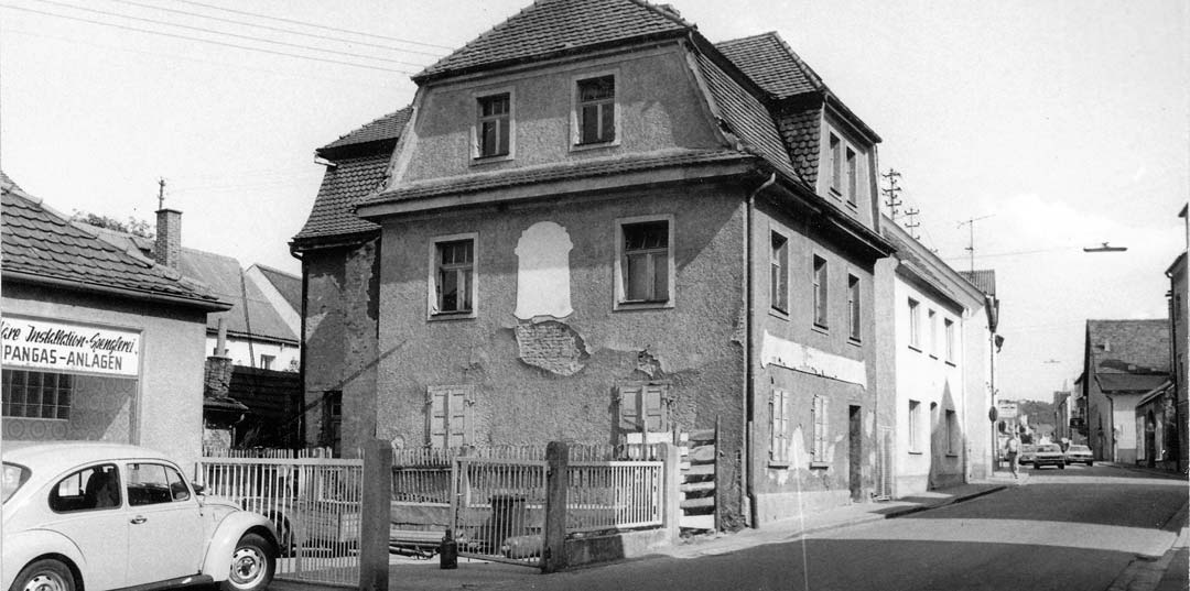 Damaliges Anwesen auf dessen Grundstück der Leichnam von Christa Mirthes gefunden wurde (Foto: Polizeipräsidium Oberpfalz)